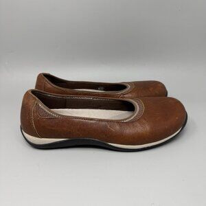 L.L. Bean Ballet Flats Shoes Women's 7.5 Wide Brown Leather Round Toe Slip On